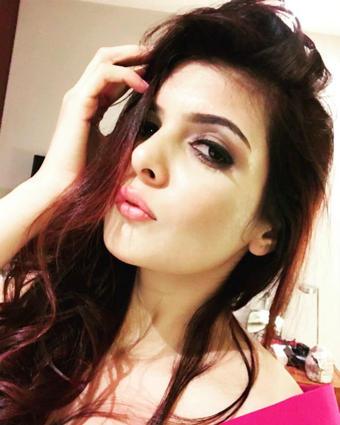 Punjabi Bollywood Tadka