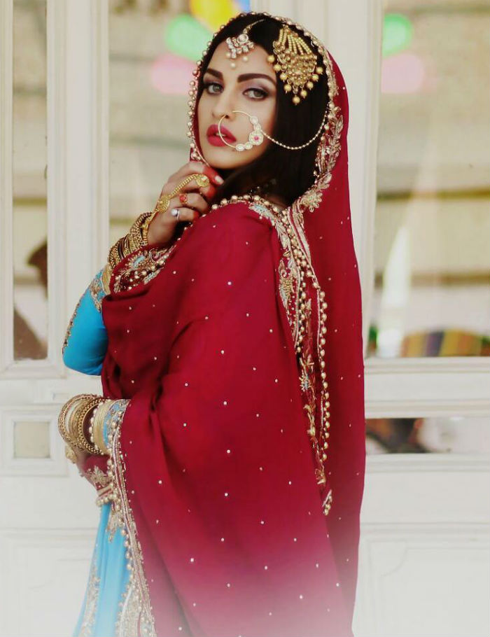Himanshi Has Shown Its Presence In Several Punjabi Songs Himashis Look Is Not Only Liked In Punjab But Bollywood Stars Also Like Her Hot And Sexy Look Himanshi Has Shown Its Presence In Several Punjabi Songs Himashis Look Is Not Only Liked In Punjab But Bollywood Stars Also Like Her Hot And Sexy Look