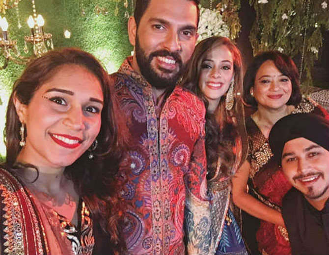 Punjabi Bollywood Tadka