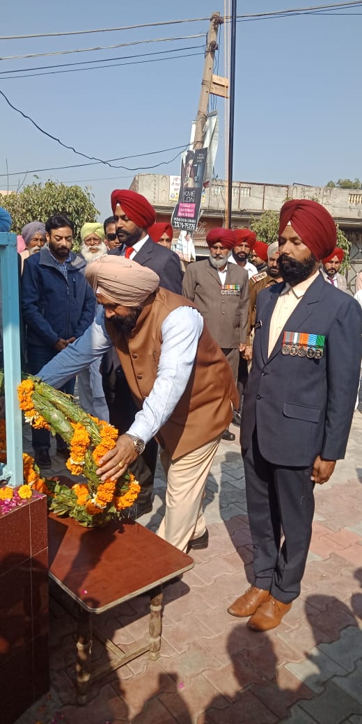 ਸ਼ਹੀਦ ਲਖਵੀਰ ਸਿੰਘ ਉਰਫ ਬੱਬੂ ਚੀਮਾਂ ਦੀ ਨੌਵੀਂ ਬਰਸੀ ਮਨਾਈ