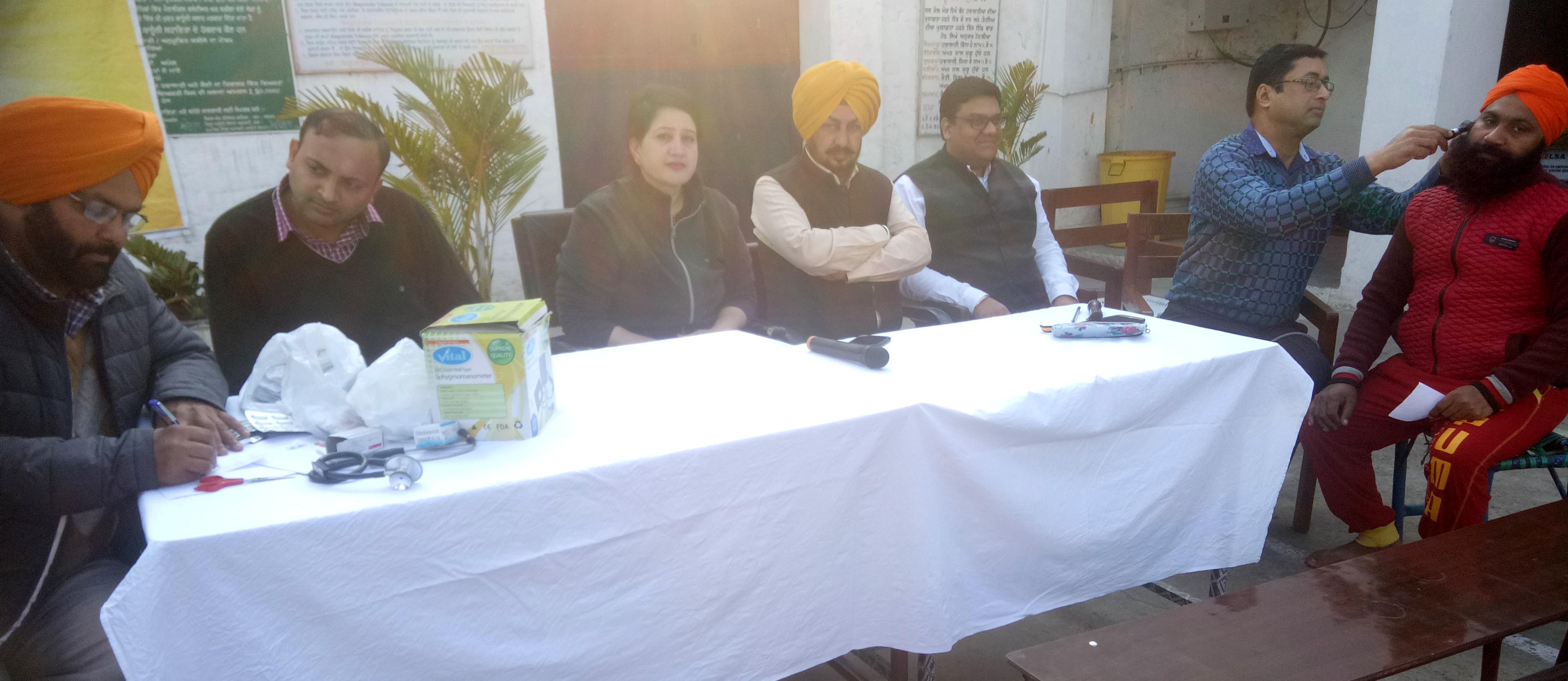 ਮੁਫਤ ਮੈਡੀਕਲ ਜਾਂਚ ਕੈਂਪ ਲਾਇਆ