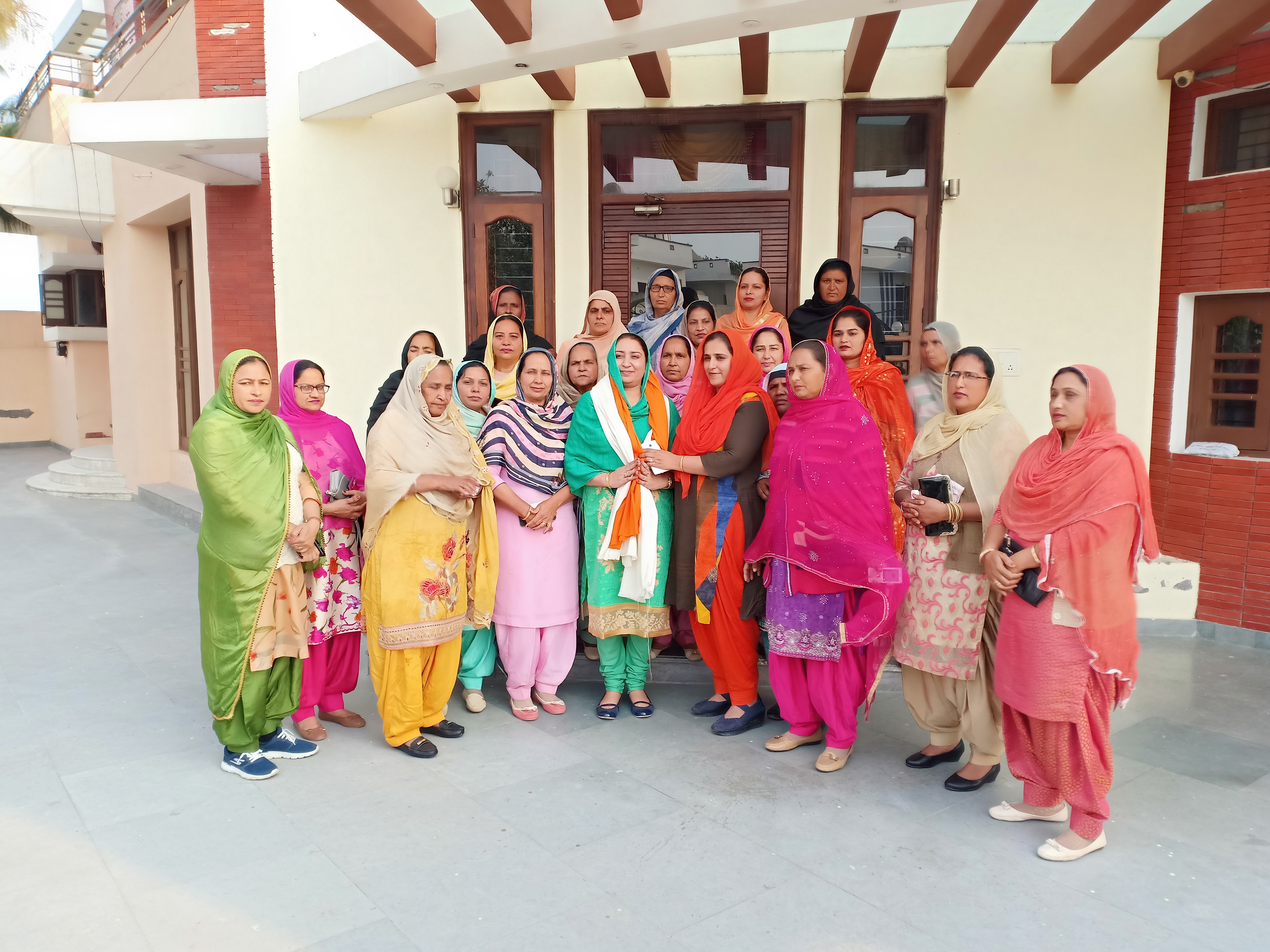 ਇਸਤਰੀ ਅਕਾਲੀ ਦਲ ਵੱਲੋਂ ਬੀਬੀ ਸਾਹੋਕੇ ਦਾ ਸਨਮਾਨ