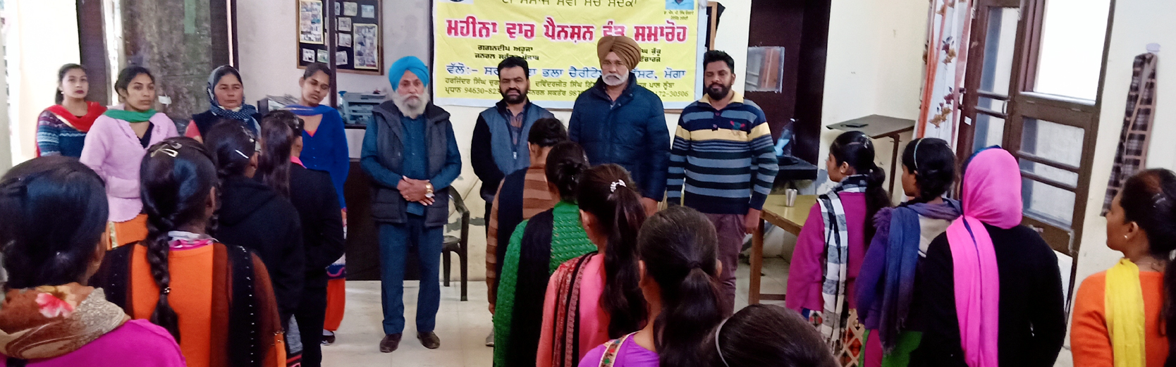 ਪੁਲਵਾਮਾ ’ਚ ਸ਼ਹੀਦ ਹੋਏ ਜਵਾਨਾਂ ਨੂੰ ਸ਼ਰਧਾਂਜਲੀ ਭੇਟ ਕੀਤੀ