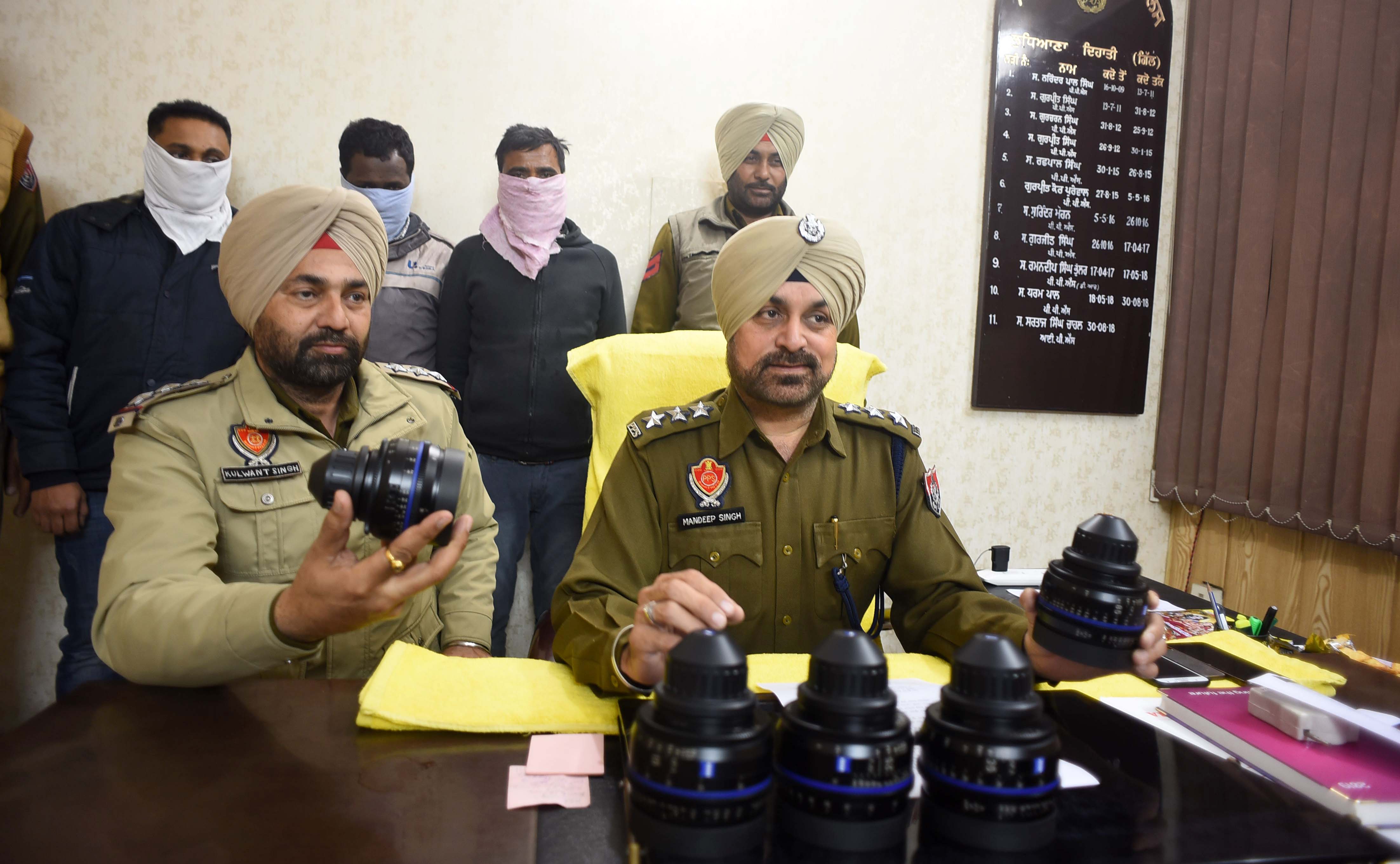 ਐੱਨ. ਆਰ. ਆਈ. ਨੇ ਸਾਲੇ ਤੇ ਦੋਸਤ ਨਾਲ ਮਿਲ ਕੇ ਕੀਤੀ ਸੀ ਵਾਰਦਾਤ