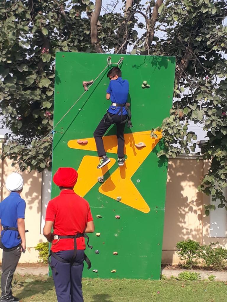 ਵਿਦਿਆਰਥੀਆਂ ਦੀਆਂ ਰੌਚਕ ਗਤੀਵਿਧੀਆ ਕਰਵਾਈਆਂ