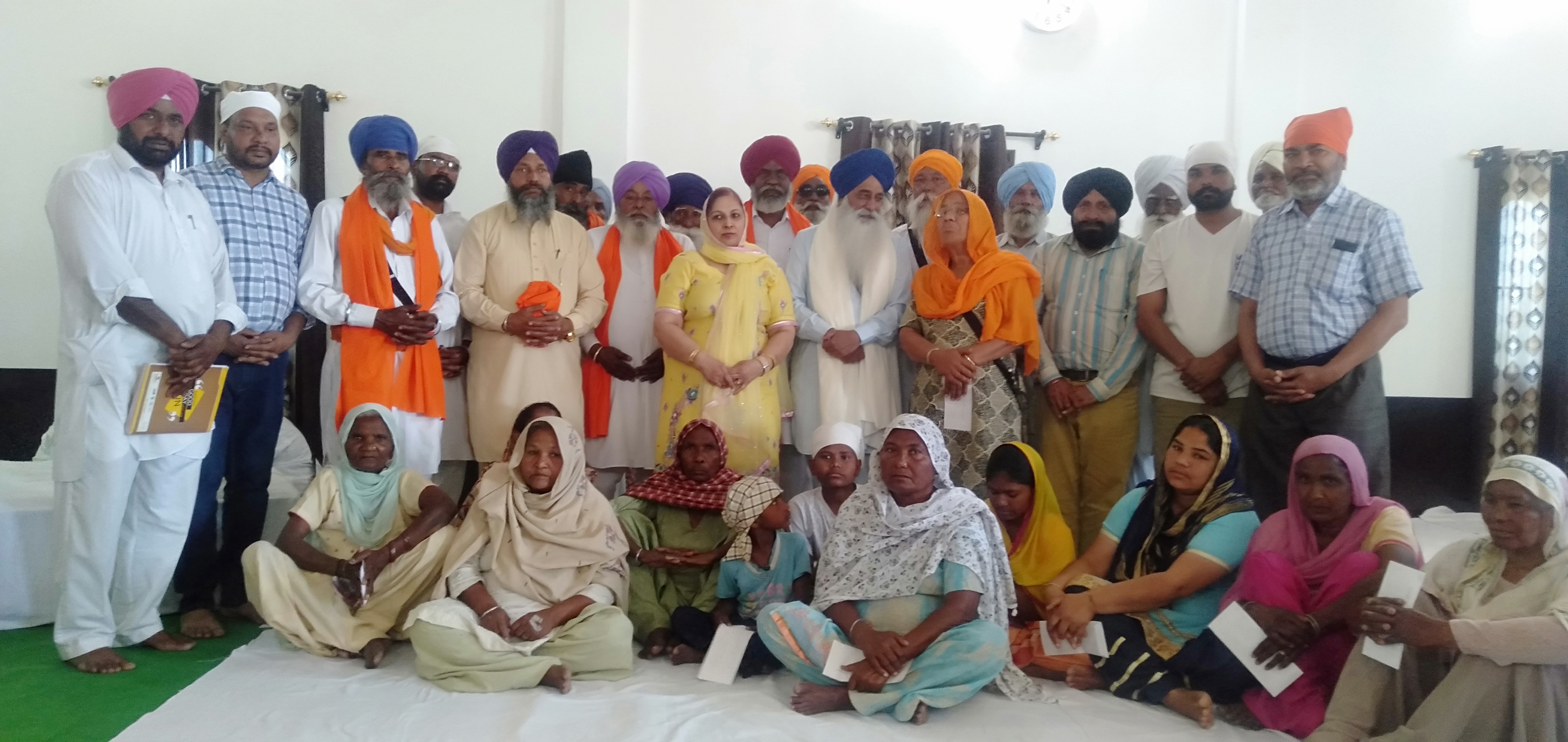 ਵਿਧਵਾ ਔਰਤਾਂ ਨੂੰ ਵੰਡੀਆਂ ਪੈਨਸ਼ਨਾਂ