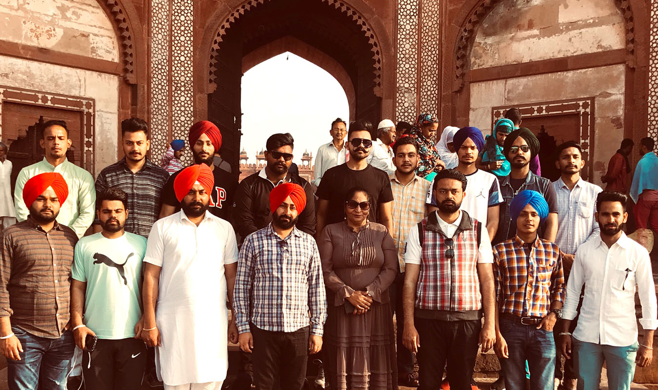 ਵਿਦਿਆਰਥੀਆਂ ਲਾਇਆ ਆਗਰਾ, ਜੈਪੁਰ ਦਾ ਵਿੱਦਿਅਕ ਟੂਰ