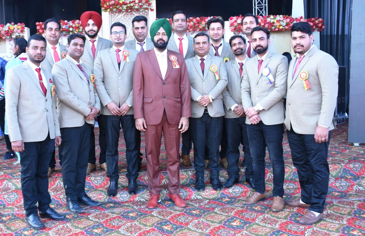 ਵਿੱਦਿਆ ਦੇ ਖੇਤਰ ’ਚ ਧਰੂ ਤਾਰੇ ਵਾਂਗ ਚਮਕਦੈ ਪੈਰਾਮਾਊਂਟ ਪਬਲਿਕ ਸਕੂਲ ਚੀਮਾ