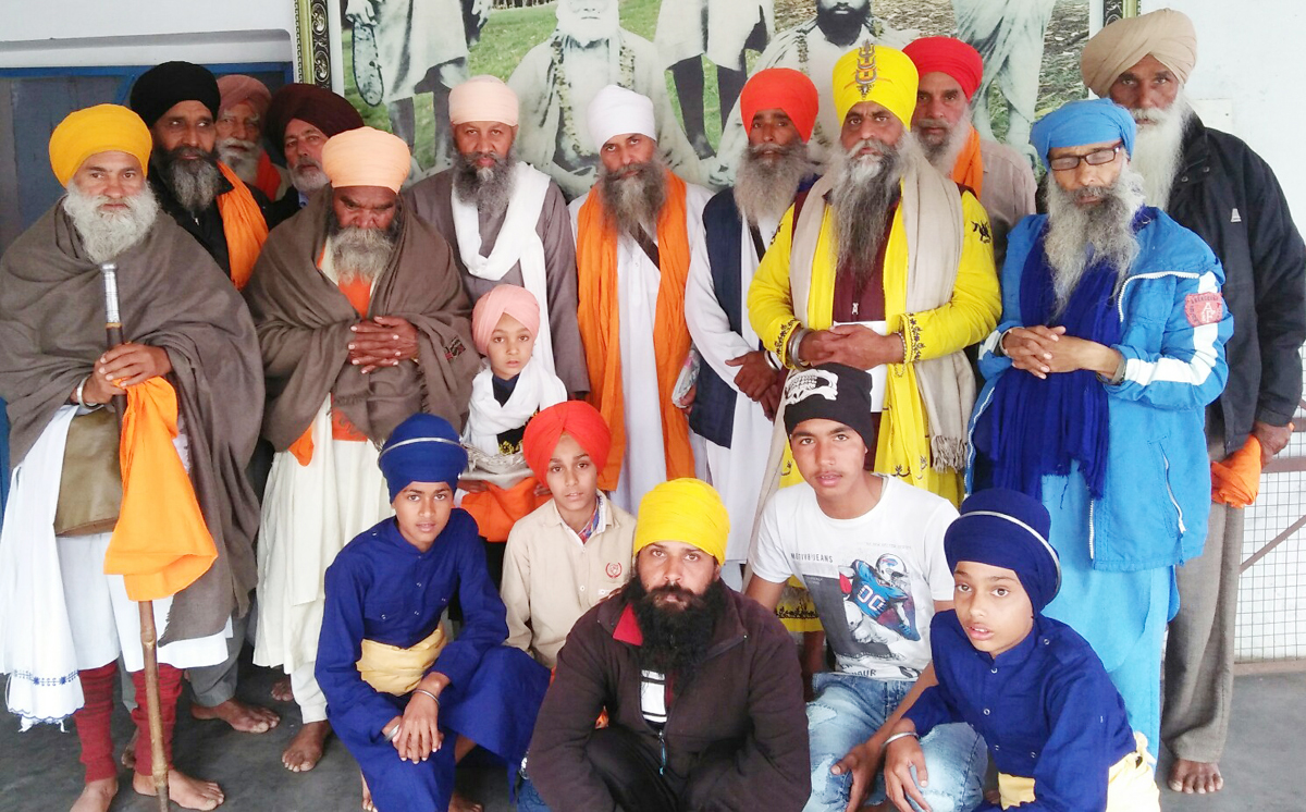 ਪ੍ਰਕਾਸ਼ ਪੁਰਬ ਨੂੰ ਸਮਰਪਿਤ ਸੰਤ ਸਮਾਗਮ ਕਰਵਾਇਆ