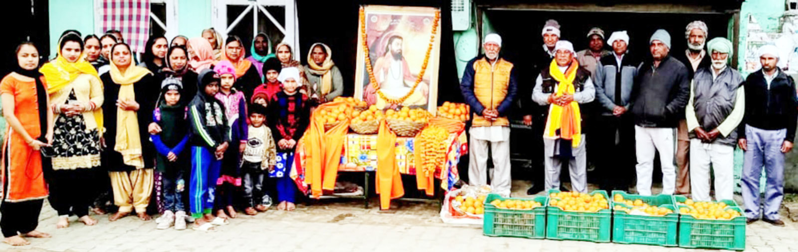 ਜੱਟਪੁਰ ’ਚ ਪ੍ਰਕਾਸ਼ ਪੁਰਬ ਮੌਕੇ ਫਲਾਂ ਦਾ ਲਾਇਆ ਲੰਗਰ