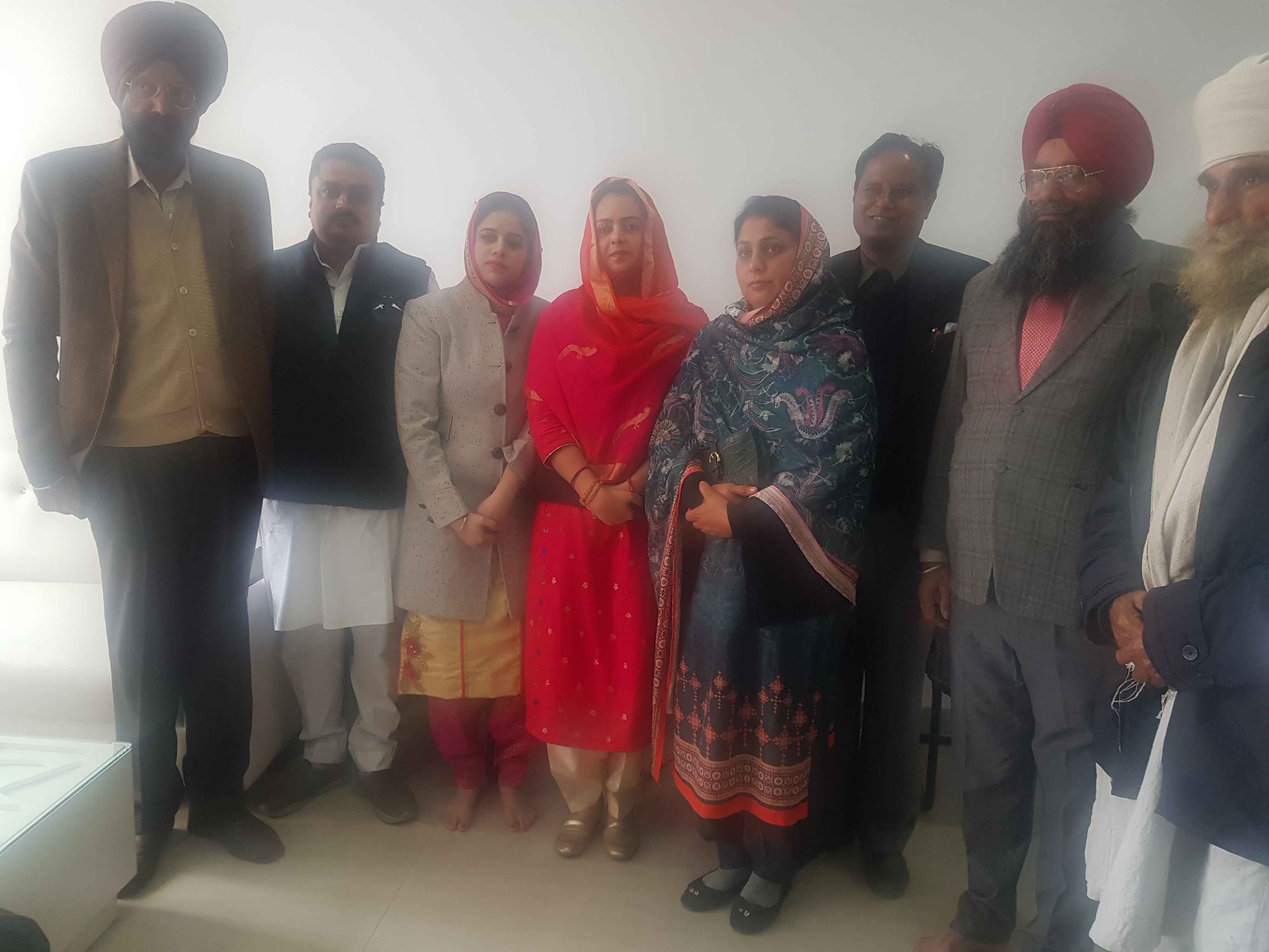 ਬੀਬੀ ਸਿਮਰਤ ਖੰਗੂਡ਼ਾ ਨੇ ਮੰਗੀ ਲੋਕ ਸਭਾ ਦੀ ਸੰਗਰੂਰ ਤੋਂ ਟਿਕਟ