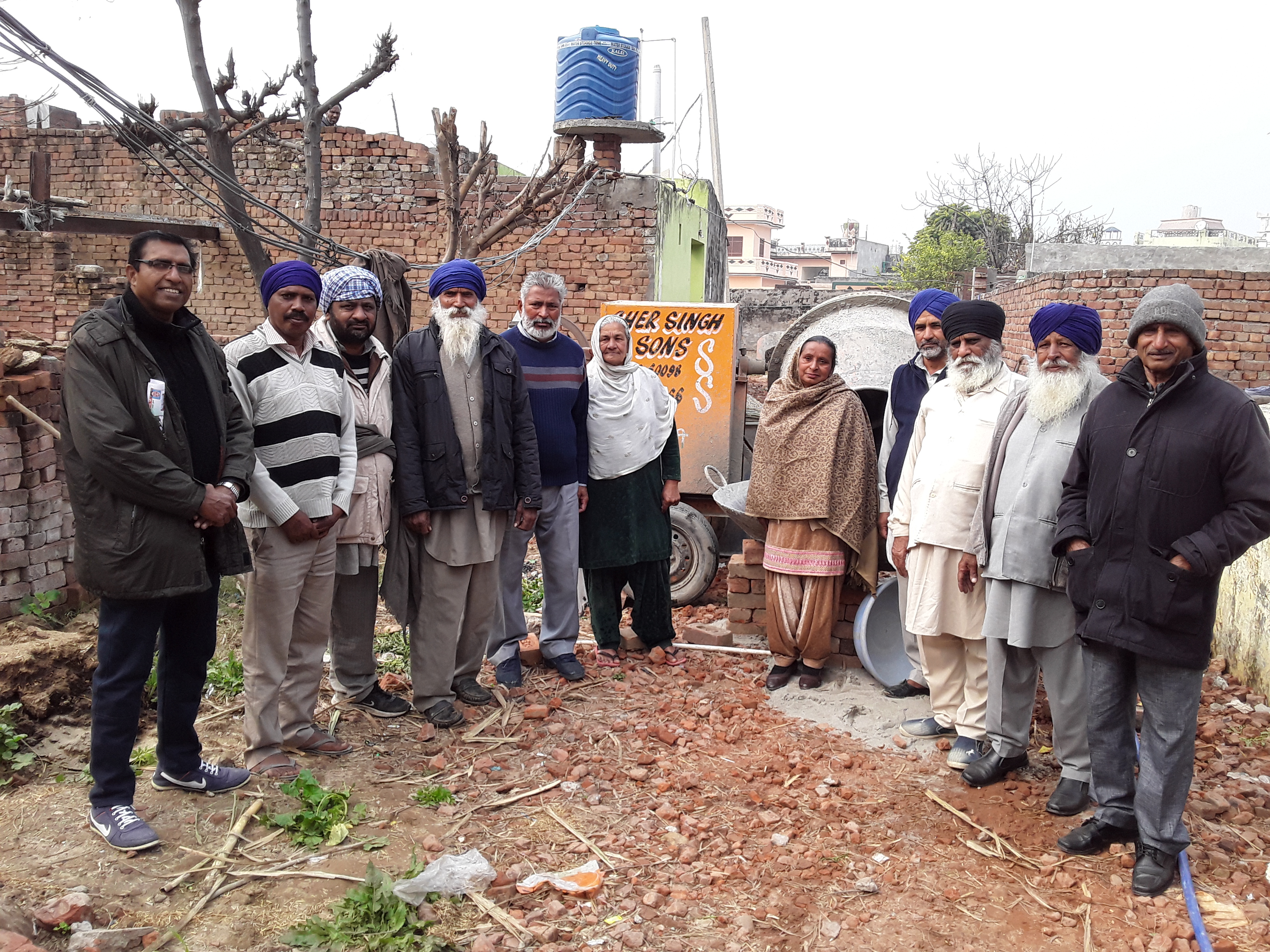 ਲਡ਼ੋਆ ਪੰਚਾਇਤ ਵਲੋਂ ਵਿਕਾਸ ਕਾਰਜ ਆਰੰਭ