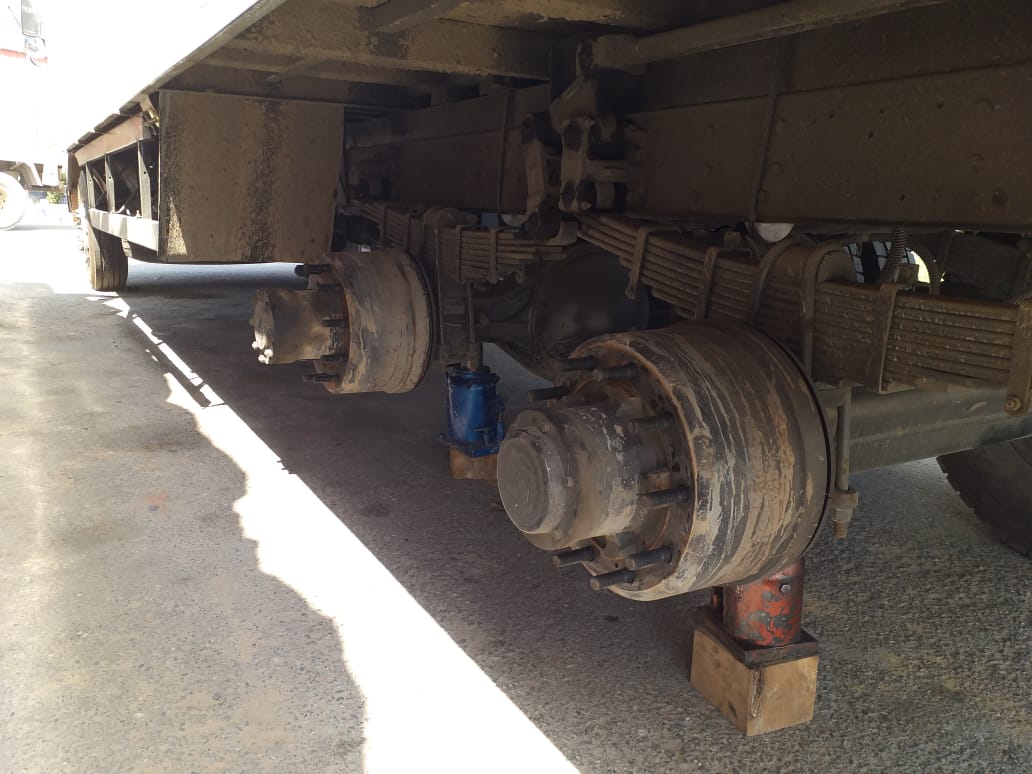 ਹਾਦਸੇ ’ਚ ਨੁਕਸਾਨੇ ਟਰੱਕ ਦੇ ਚਾਰ ਟਾਇਰ ਚੋਰੀ