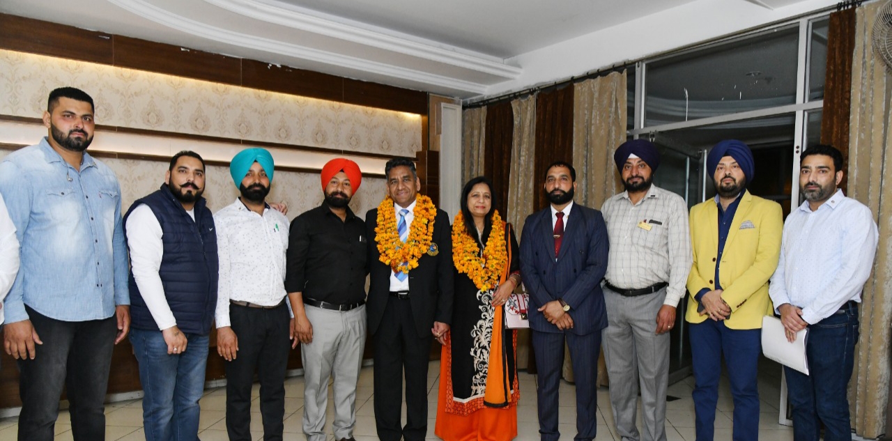 ਰੋਟਰੀ ਕਲੱਬ ਗੋਲਡ ਸਮਾਜ ਸੇਵਾ ’ਚ ਪਾ ਰਹੀ ਵੱਡਾ ਯੋਗਦਾਨ : ਰੋਟੇ. ਸਿੰਘਾਲ