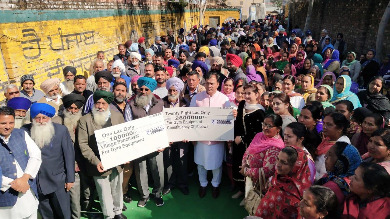 ਚੱਬੇਵਾਲ ਦੇ ਪਿੰਡਾਂ ਨੂੰ ਜਿੰਮਾਂ ਲਈ 28 ਲੱਖ ਦੀਆਂ ਗ੍ਰਾਂਟਾਂ ਦੇ ਗੱਫੇ : ਡਾ. ਰਾਜ ਕੁਮਾਰ
