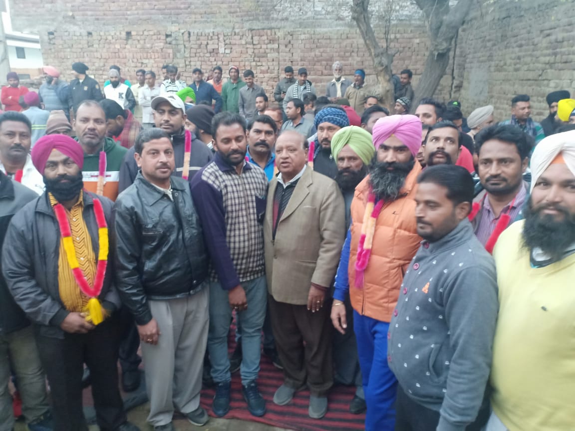 ਨੈਸਲੇ ਠੇਕੇਦਾਰ ਲੇਬਰ ਯੂਨੀਅਨ ਦੇ ਮੈਂਬਰ ਮੁਡ਼ ਇੰਟਕ ਧਡ਼ੇ ’ਚ ਸ਼ਾਮਲ
