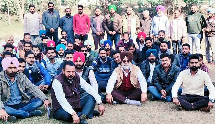 ਮੁਲਾਜ਼ਮਾਂ ਦੀਆਂ ਮੰਗਾਂ ਦੀ ਪੂਰਤੀ ਲਈ ਸੰਘਰਸ਼ ਵਾਸਤੇ ਤਿਆਰ ਰਹਿਣਗੇ ਕਮੇਟੀ ਮੈਂਬਰ : ਬਰਾਡ਼