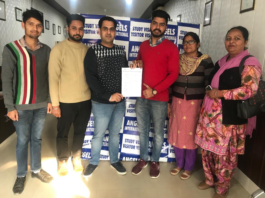 ਐਂਜਲਸ ਇੰਟਰਨੈਸ਼ਨਲ ਨੇ ਲਵਾਇਆ ਆਸਟ੍ਰੇਲੀਆ ਦਾ ਸਟੱਡੀ ਵੀਜ਼ਾ