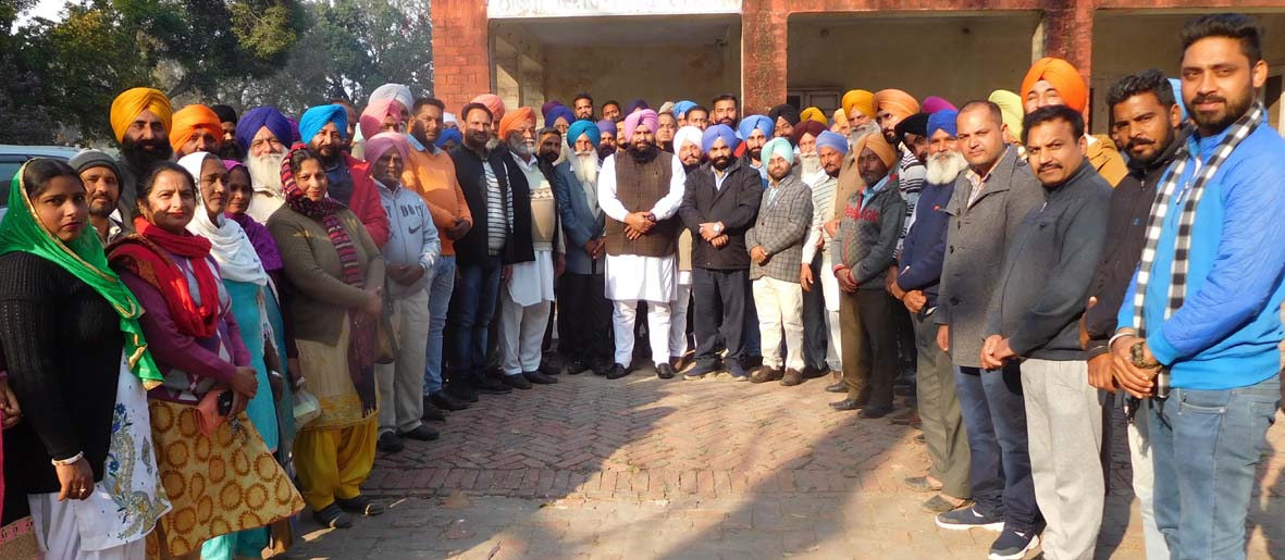 ਪ੍ਰਨੀਤ ਕੌਰ ਦੀ ਰੈਲੀ ਪ੍ਰਤੀ ਪੰਚਾਂ-ਸਰਪੰਚਾਂ ’ਚ ਭਾਰੀ ਉਤਸ਼ਾਹ : ਕਾਕਡ਼ਾ, ਬਿੱਟੂ