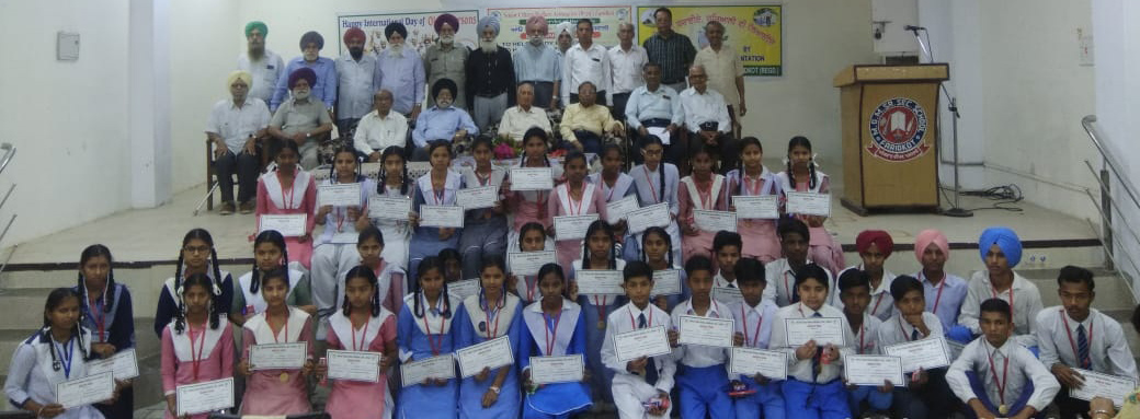 ਭਵਿੱਖ ਨੂੰ ਸੰਵਾਰਨ ਲਈ ਵਿਦਿਆਰਥੀ ਸਖ਼ਤ ਮਿਹਨਤ ਕਰਨ : ਗੁਰਚਰਨਜੀਤ