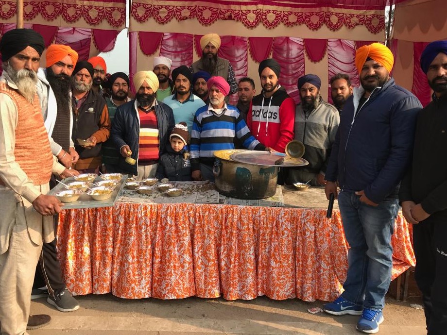 550 ਸਾਲਾ ਪ੍ਰਕਾਸ਼ ਪੁਰਬ ਸਬੰਧੀ ਲਾਇਆ ਲੰਗਰ