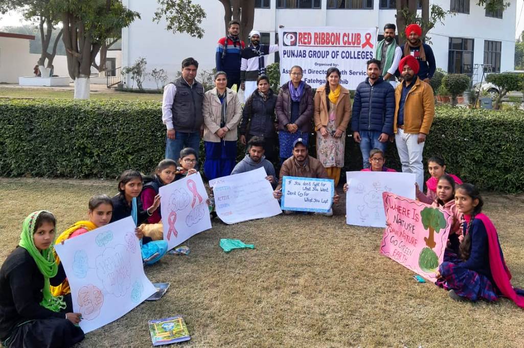 ਪੋਸਟਰ ਮੇਕਿੰਗ ਮੁਕਾਬਲੇ ’ਚੋਂ ਨਵਜੋਤ ਕੌਰ ਨੇ ਪਹਿਲਾ ਸਥਾਨ ਪ੍ਰਾਪਤ ਕੀਤਾ