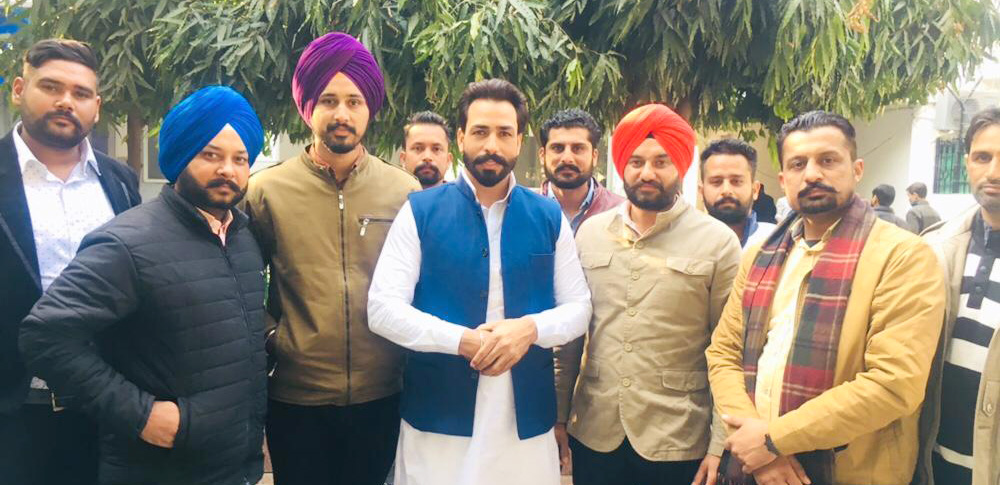 ਆਖਰੀ ਸਾਹ ਲੈ ਰਹੀ ਭਾਜਪਾ ਸਰਕਾਰ ਲੋਕਾਂ ਨੂੰ ਲਾਲੀਪੋਪ ਦੇ ਕੇ ਕਰ ਰਹੀ ਗੁੰਮਰਾਹ : ਗੋਲਡੀ