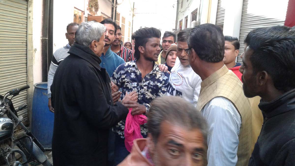 ਗੱਲਾ ਸਾਫ ਕਰਦਿਆਂ ਨੌਜਵਾਨ ਦਬੋਚਿਆ