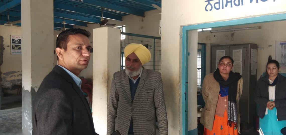 ਡੀ. ਸੀ. ਵੱਲੋਂ ਅਕਾਲ ਨਸ਼ਾ ਛੁਡਾਊ ਕੇਂਦਰ ਦਾ ਅਚਨਚੇਤ ਦੌਰਾ