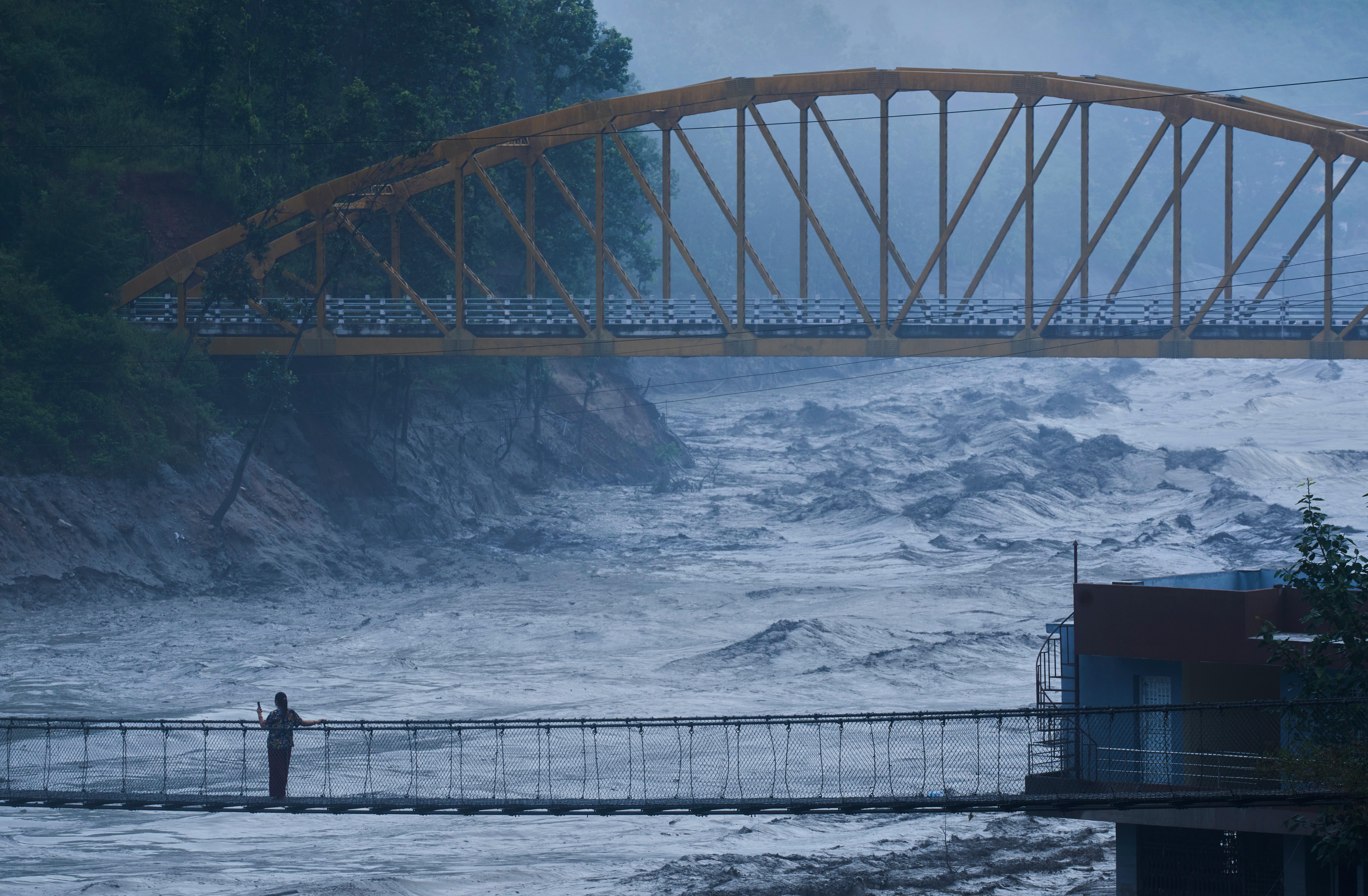 Bhotekoshi river level rises again