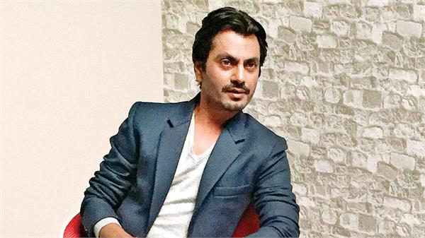 nawazuddin siddiqui shoots for  india s got latent  with samay raina