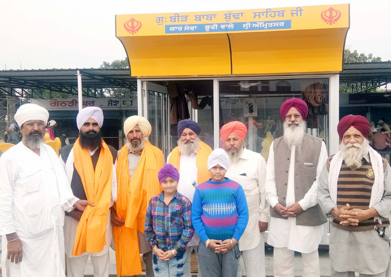 ਸਹਿਯੋਗ ਦੇਣ ਵਾਲੇ ਸ਼ਰਧਾਲੂਆਂ ਨੂੰ ਬਾਬਾ ਸੋਹਨ ਸਿੰਘ ਨੇ ਕੀਤਾ ਸਨਮਾਨਤ