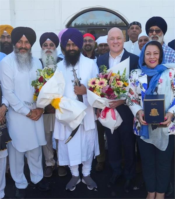new zealand prime minister christopher luxon meets jathedar gargajj