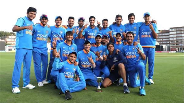 indian team leaves for world cup win