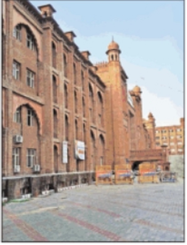 ਜ਼ਿਲ੍ਹਾ ਪ੍ਰਬੰਧਕੀ ਕੰਪਲੈਕਸ ਦੀਆਂ ਲਿਫ਼ਟਾਂ ਤੇ ਹੋਰ ਖਾਮੀਆਂ ਨੂੰ ਮਹੀਨੇ ’ਚ ਠੀਕ ਕਰਨ ਦੇ ਹੁਕਮ