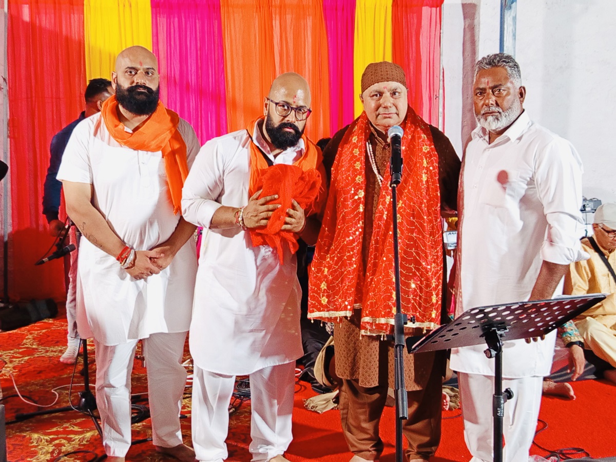 ਰੋਮ ''ਚ ਕਰਵਾਇਆ ਗਿਆ ਵਿਸ਼ਾਲ ਜਾਗਰਣ, ਮੰਦਰ ਦੀ ਸਥਾਪਨਾ ਦਾ ਵੀ ਹੋ ਗਿਆ ਐਲਾਨ