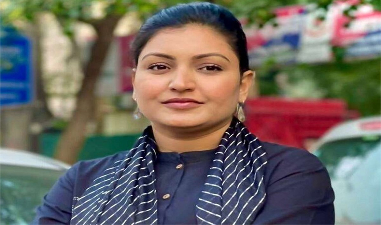 ਪੰਜਾਬ ਦੀ ਸਿਆਸਤ ''ਚ ਵੱਡਾ ਧਮਾਕਾ, ਅਨਮੋਲ ਗਗਨ ਮਾਨ ਵੱਲੋਂ ਸਿਆਸਤ ਛੱਡਣ ਦਾ ਐਲਾਨ