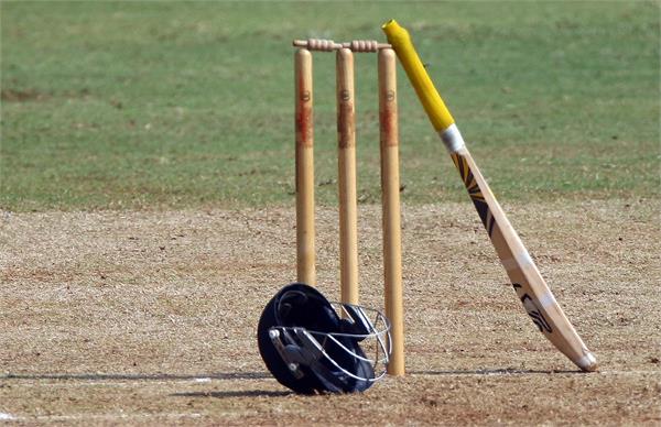 former pakistan test cricketer khalid dies
