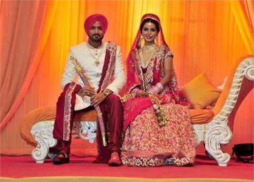 crickter harbhajan in problem