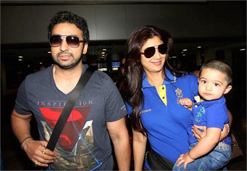 actress shilpa family ride in santa s boogie