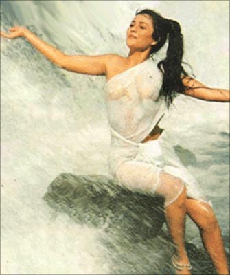 the hot actress is overshadowing all the actors of bollywood hasan see pictures 