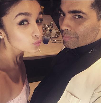 alia gifted a phone to karan johar