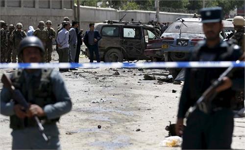 bomb blast in kabul airport gate