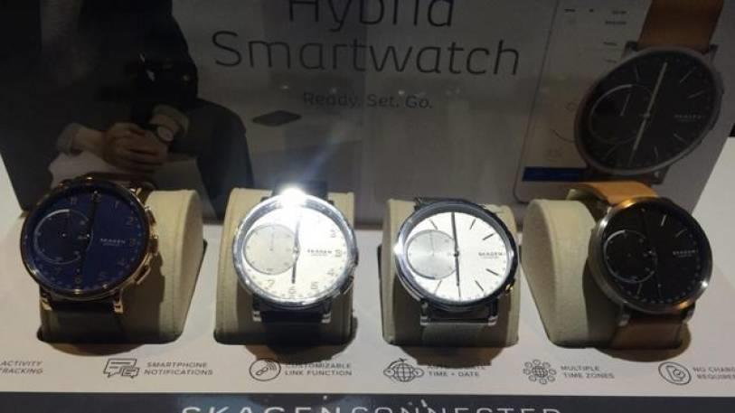 american lifestyle giant fossil group enters wearable device market