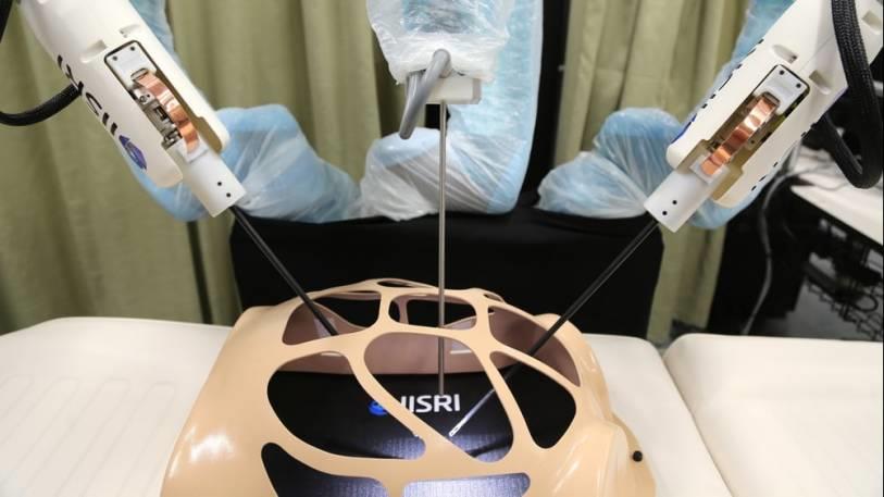 robotic surgery tech provides users with a sense of touch