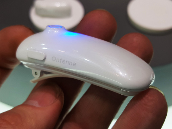 fujitsu vibrating hair clip helps deaf feel the beat
