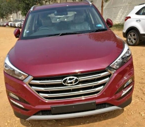 hyundai tucson spotted at dealership yard ahead of launch