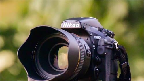 these dslr camera is the best option for photography lovers