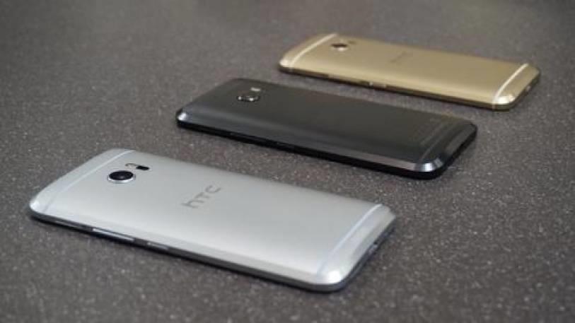 good news htc s smartphone is getting a discount of rs
