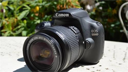 canon eos 1200d camera is getting huge discounts at flipkart
